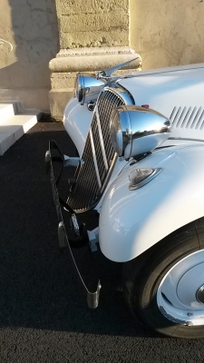 Location mariage voiture ancienne Traction Citroën Isère Grenoble Bourgoin Romans Rhône-Alpes Chambéry Lyon Valence